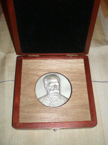 award 09